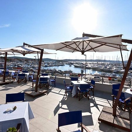 Hotel In Biograd Na Moru Bagian luar foto