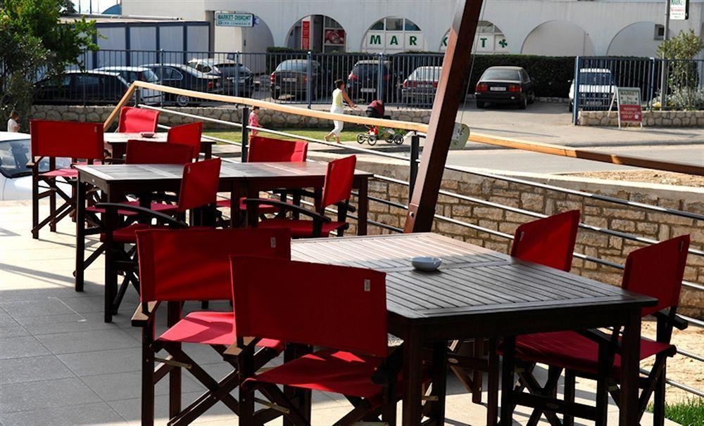 Hotel In Biograd Na Moru Bagian luar foto