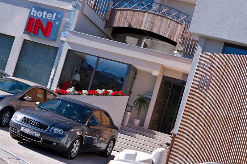 Hotel In Biograd Na Moru Bagian luar foto